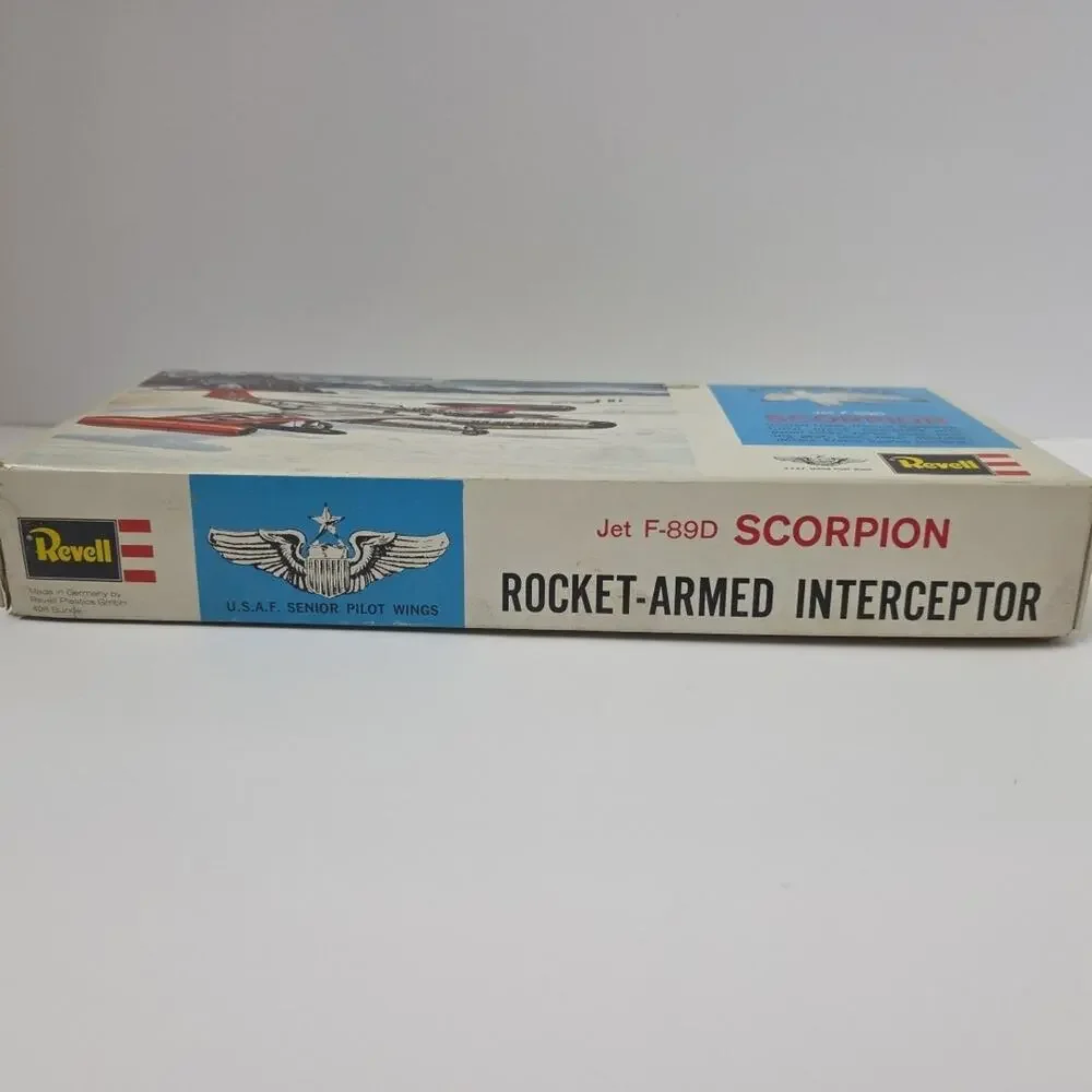 Revell F-89D/J Scorpion 1:77 Scale Model Kit H-126 - Picture 4 of 5